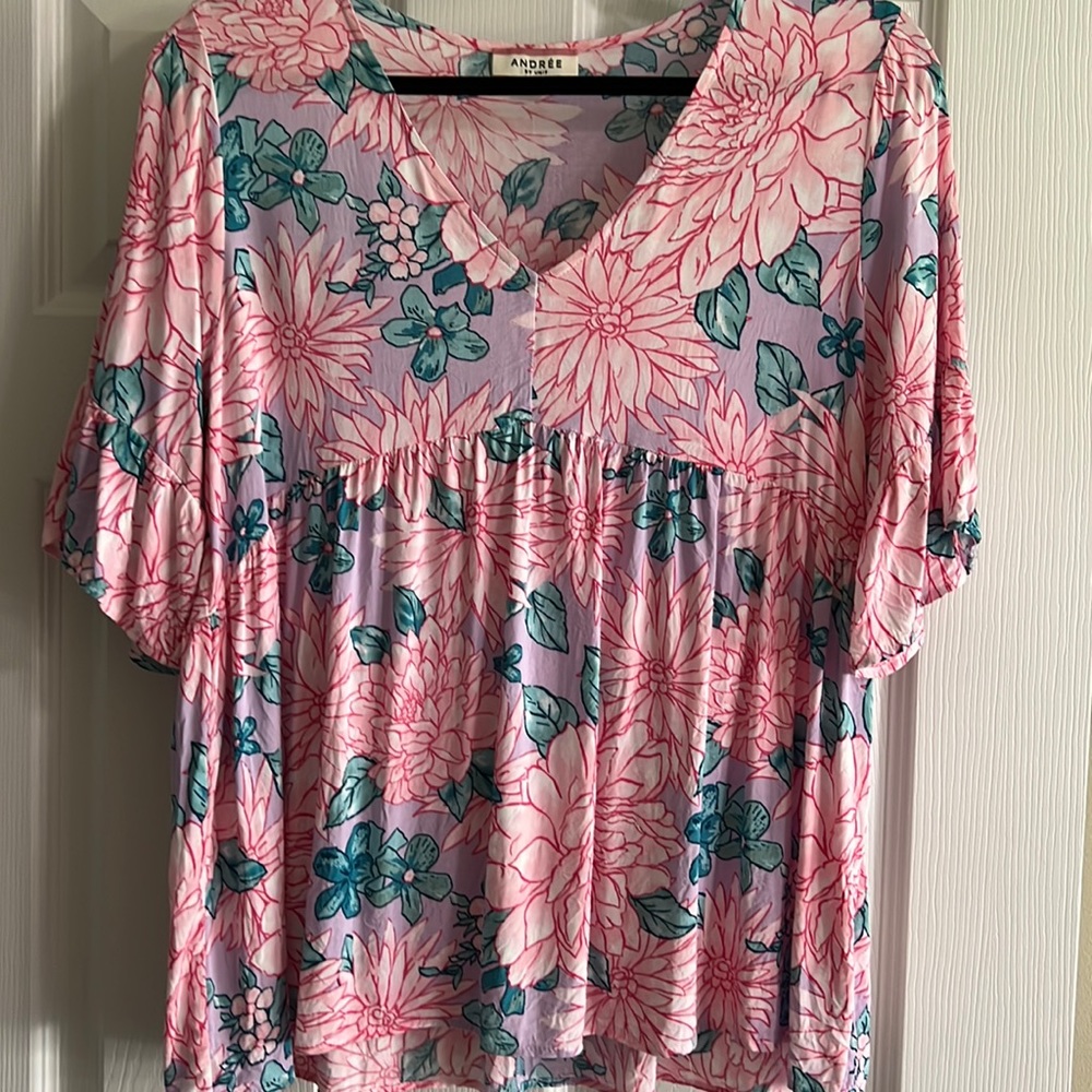 Beautiful Floral Short Sleeved Top